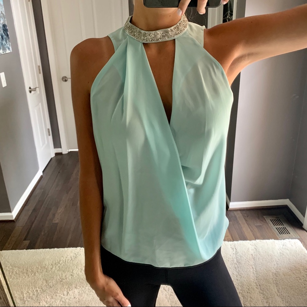 Robbi & Nikki Aqua Sleeveless Blouse